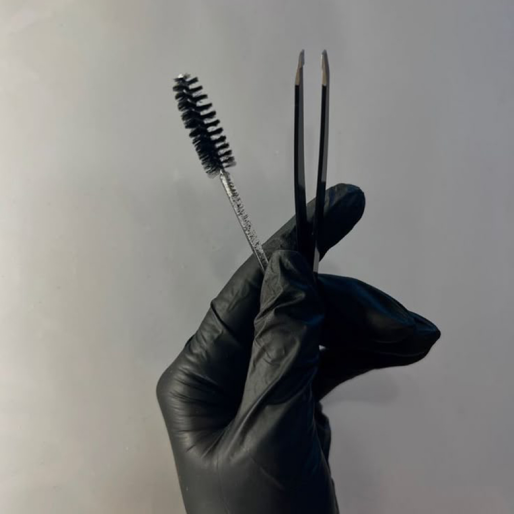 Brow Tweeze Refresh at TINTURA AESTHETICS in Lake Katrine, NY