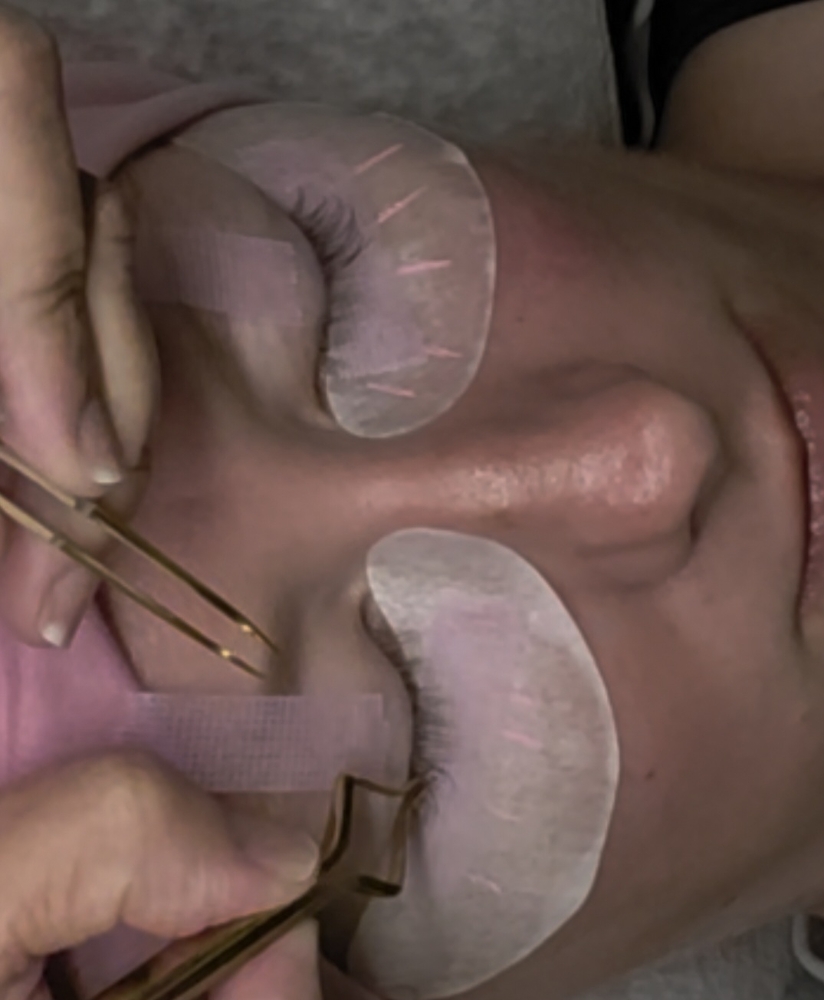 Fabulous Lash Extensions FILL