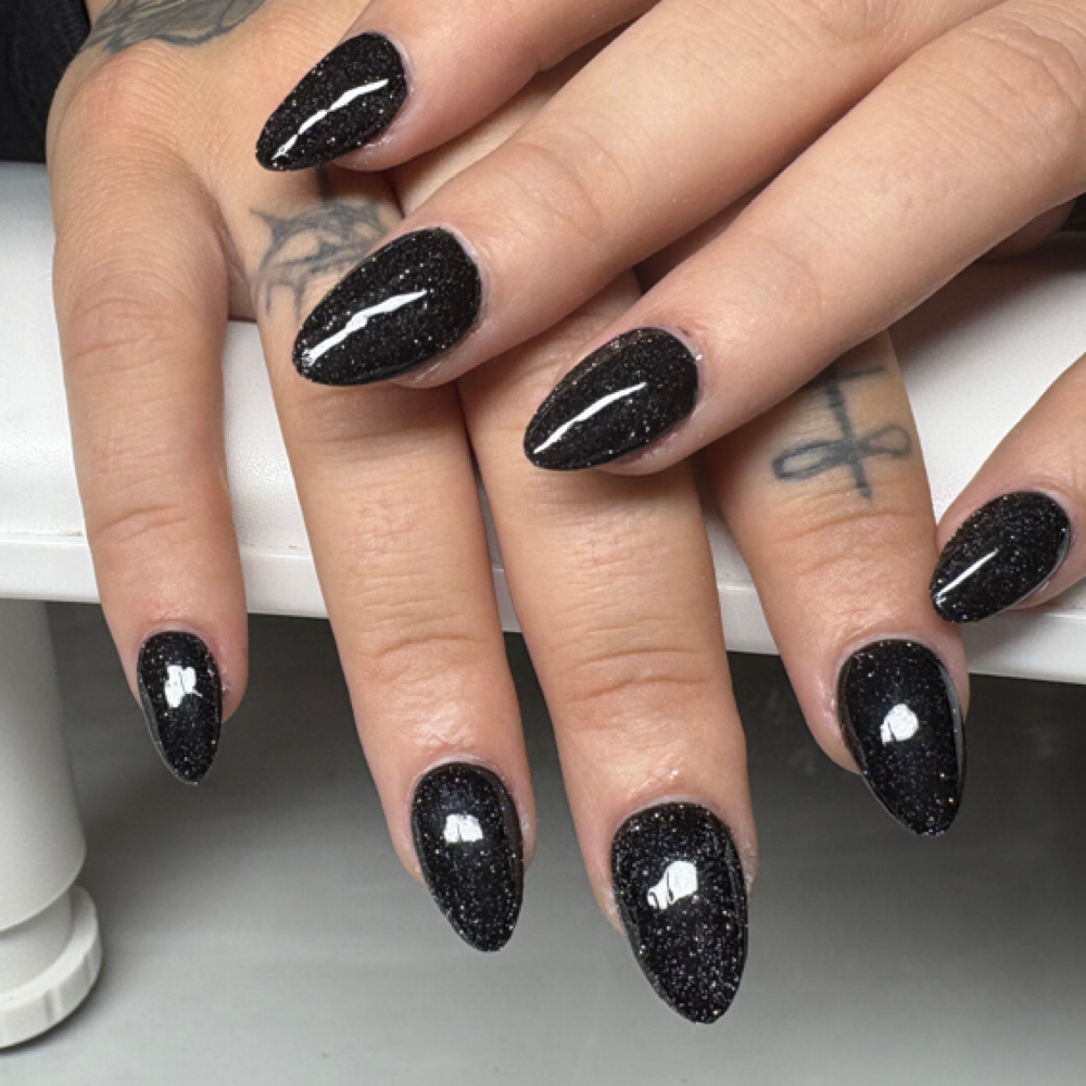 Basic Full/Fill Set at KaileyKilledThat in Eugene, OR
