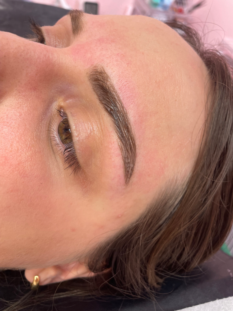 Brow Tinting