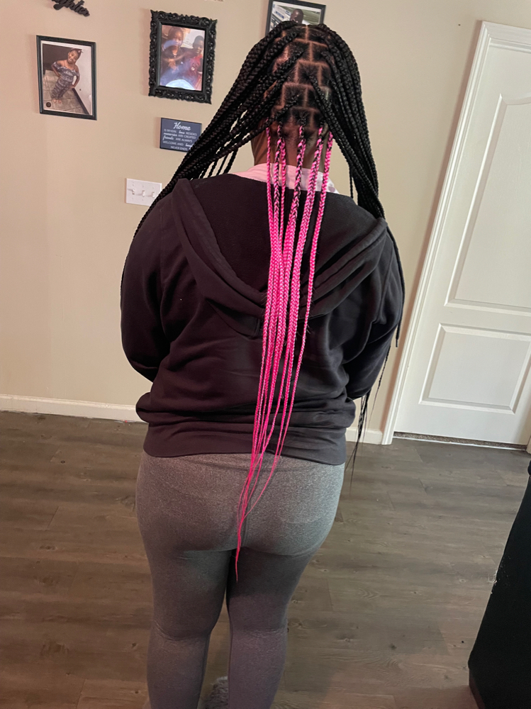 Medium Knotless Braids (36inches)