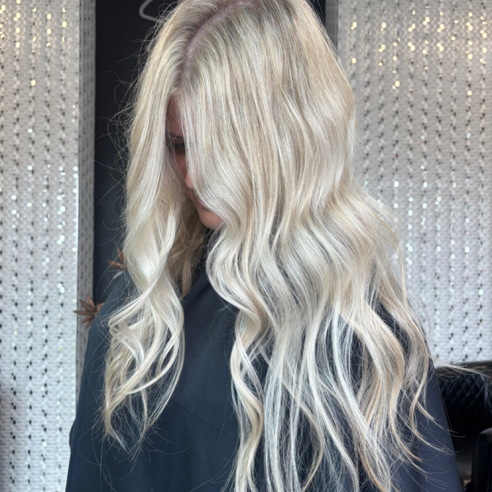 Highlight Retouch at Hair By Payton in Waxahachie, TX