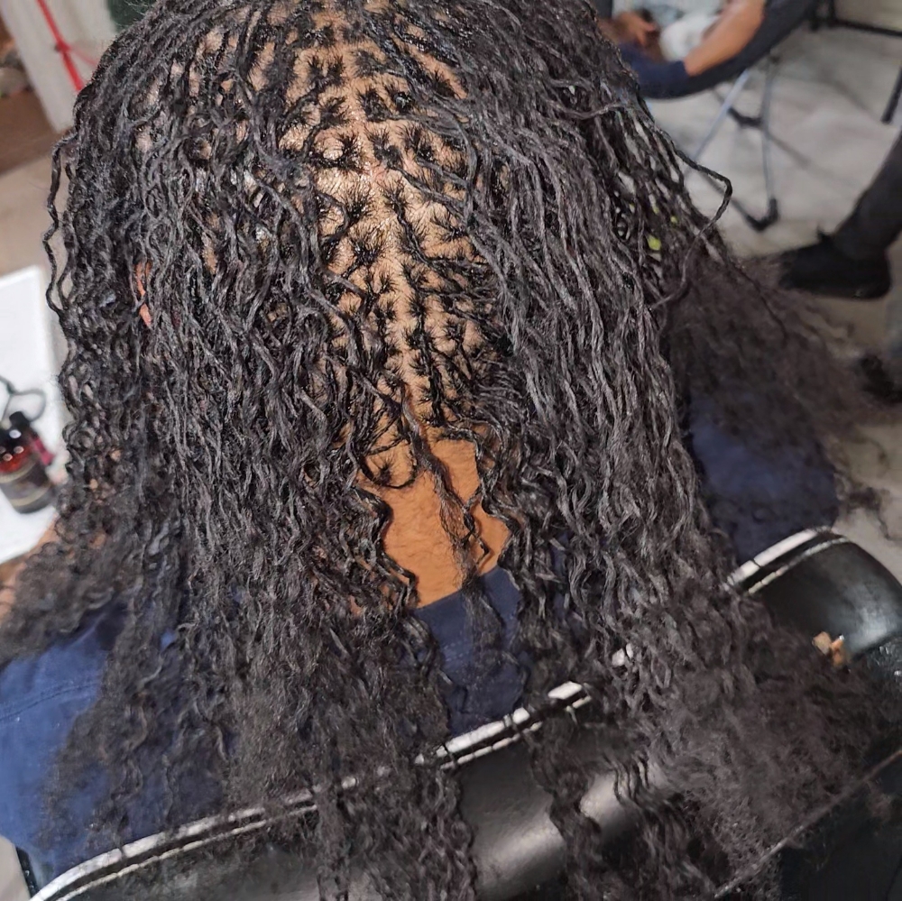 ⭐️Microloc wash & retighten.