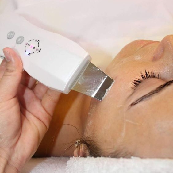 Deep Pore Cleanse Facial at Skinglowwithliza in Charlotte, NC