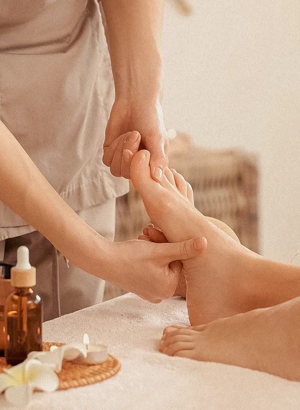 Reflexology for Hands, Feet, Ears