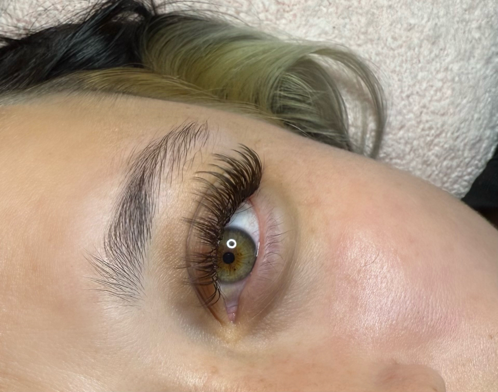 Custom Lash Extensions