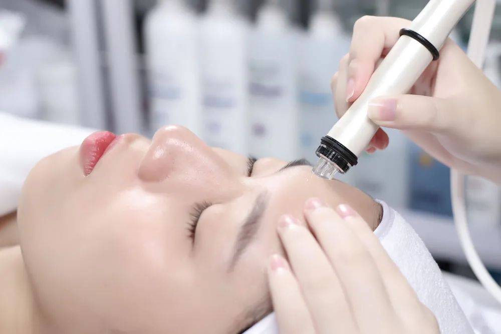 Small Bubble Deep Clean Facial
