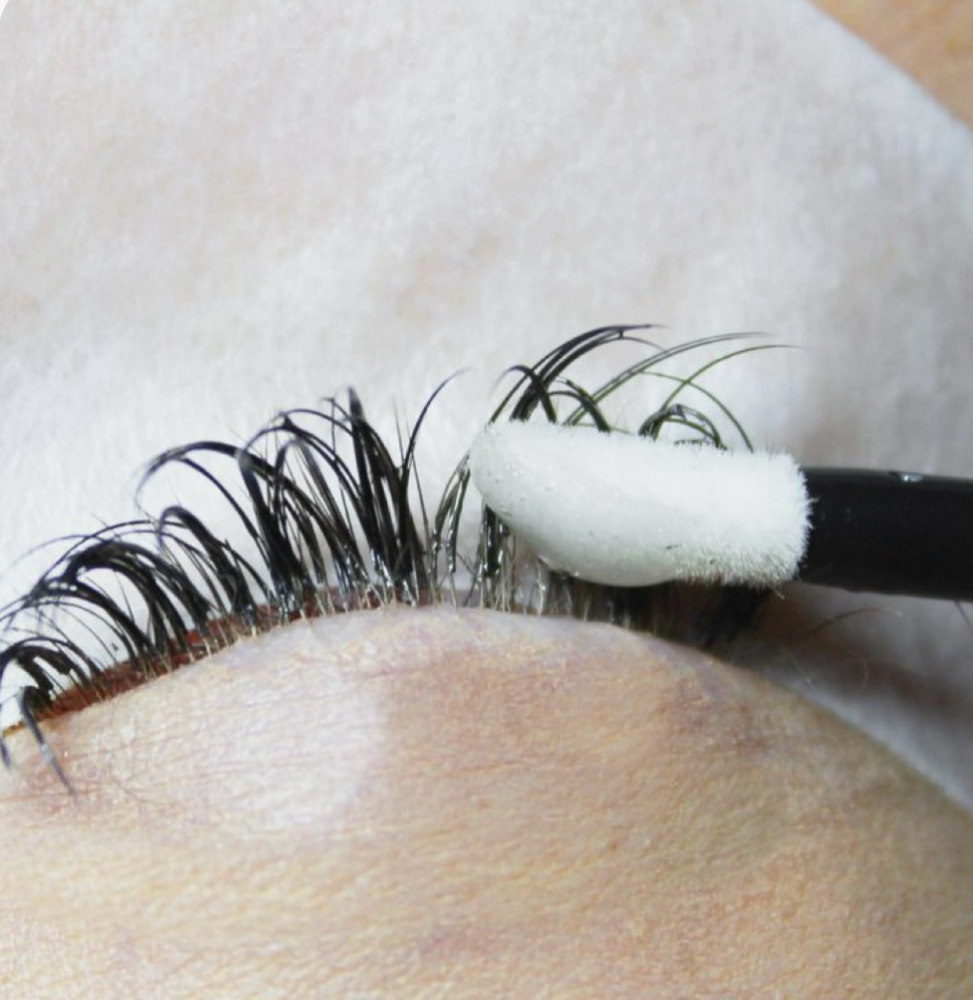 Lash removal
