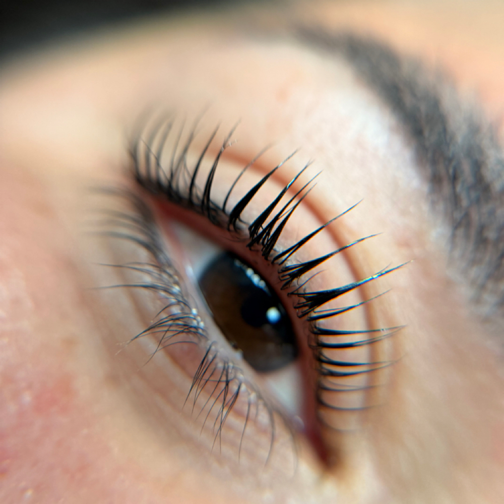 Keratin Lash Lift at CRYSTALSWORLD | Prestige Beauty Artisty in El Monte, CA