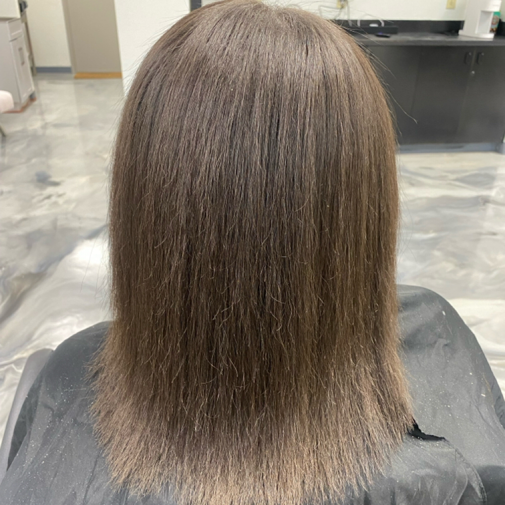 Shampoo And Blowdry at The House of Maja in Columbus, OH