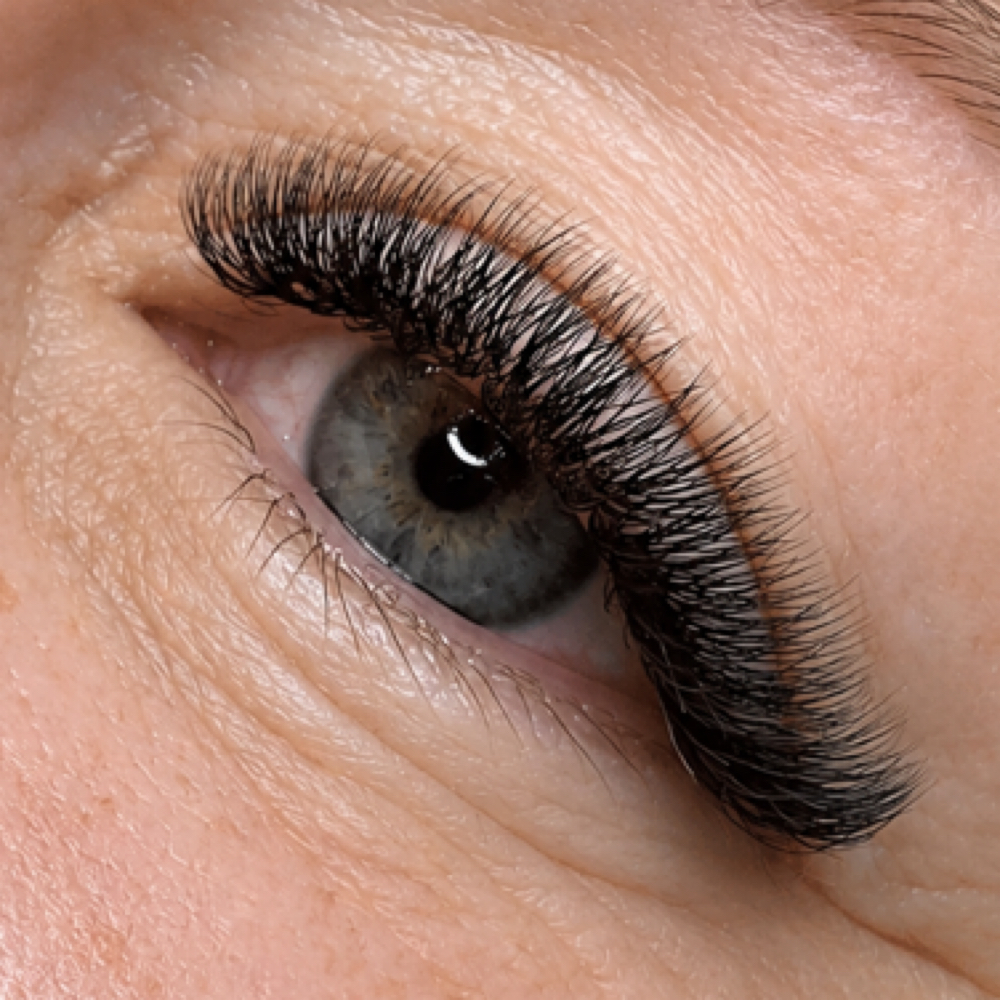 Hybrid Full Set at Gingie Lashes & Brows in Buffalo Grove, IL