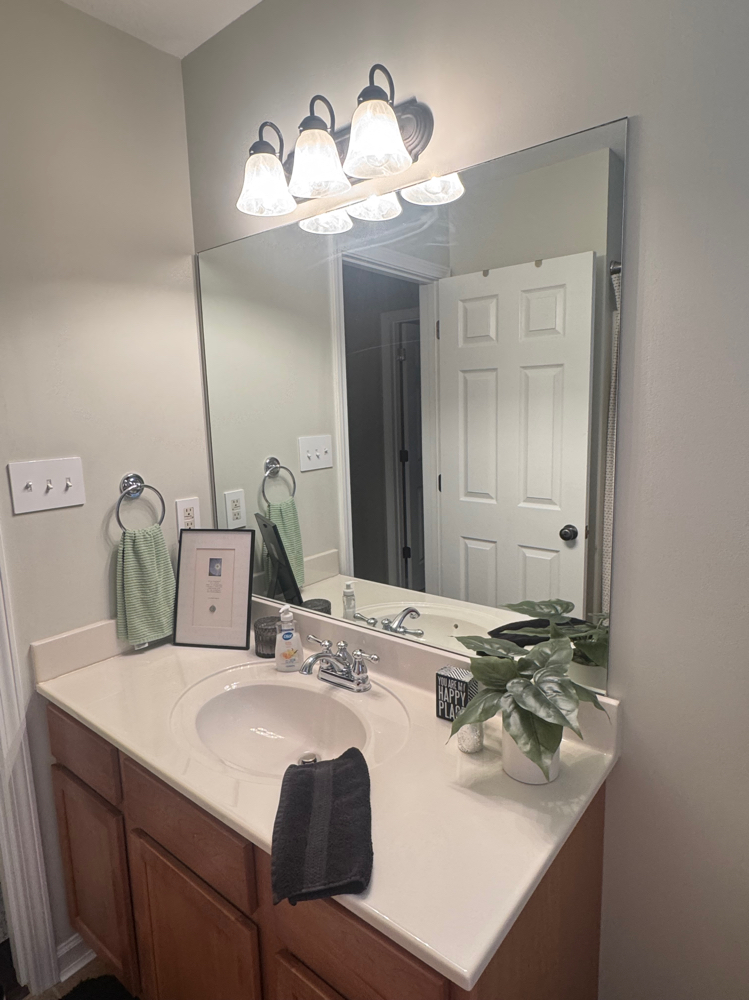 Monthly Standard Clean at Neat Nest LLC in knoxville, TN