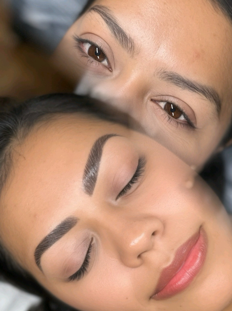 Brow Lamination & Tint