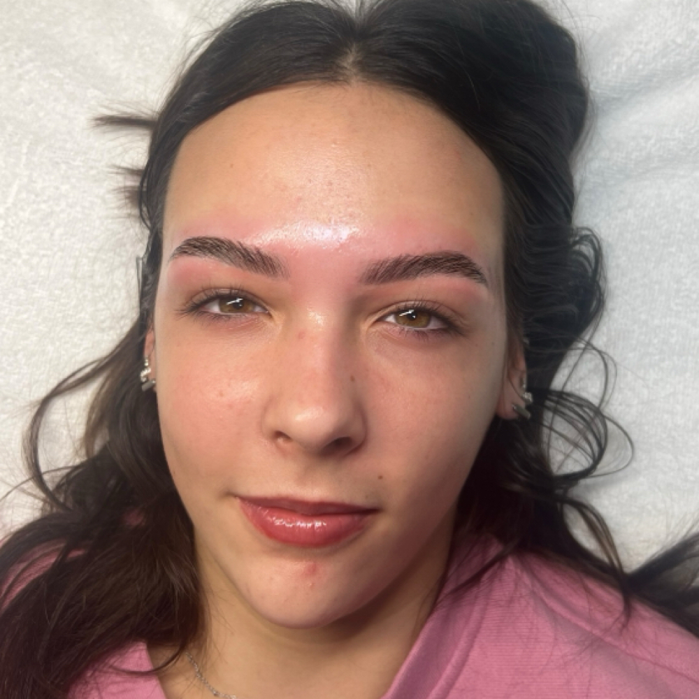 Brow Wax at Glow On Main in Unadilla, NE