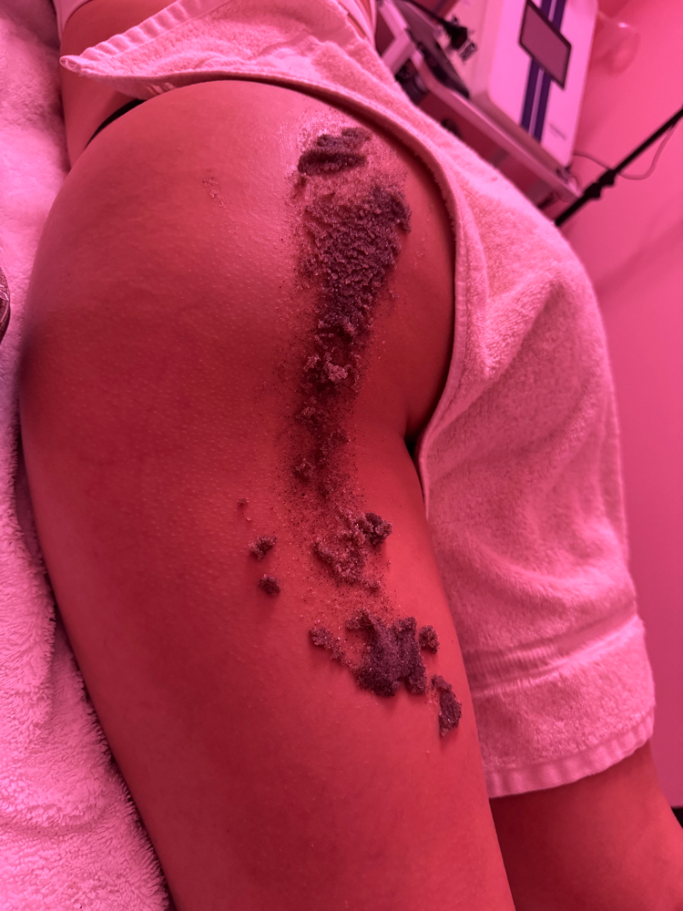 Pretty Legs at Pretty Essence in South Gate, CA