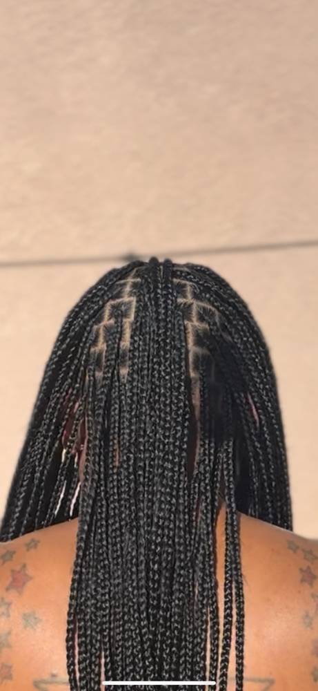 Small Knotless
