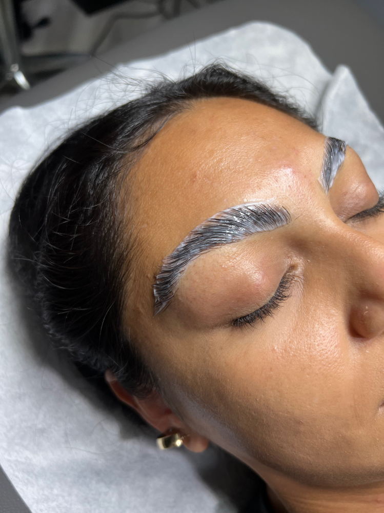 Brow Lamination