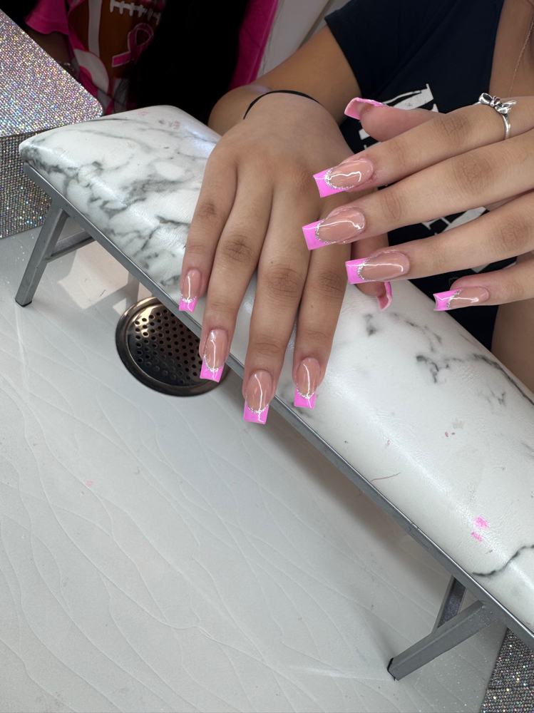 Medium french tip