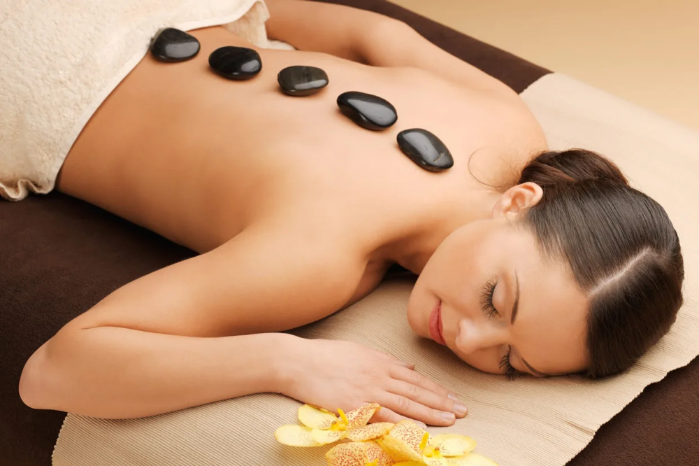 60 Minute Hot Stone Massage