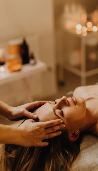 Scalp massage + energy reset