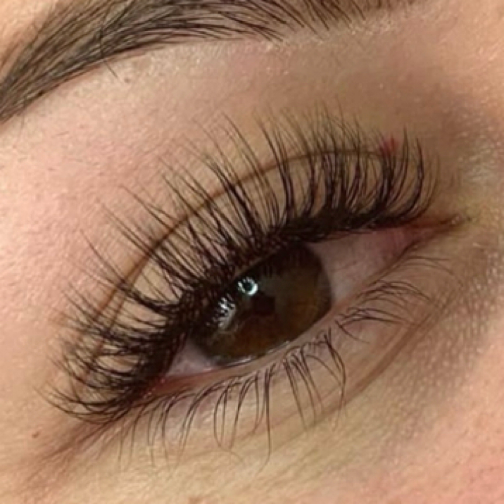 Natural/Wet Set at Pearl Skinz LLC in Burlington, NC