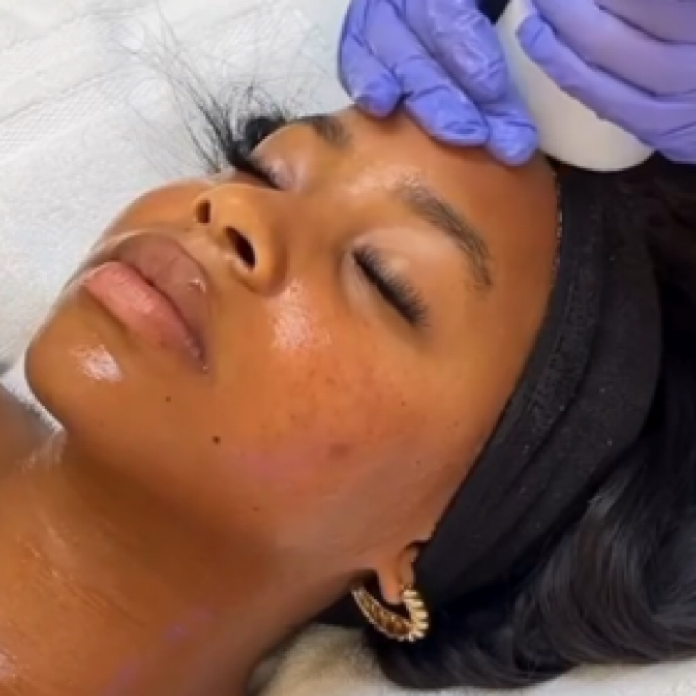 Hydrating Facial at Waxbar928 in Washington, DC