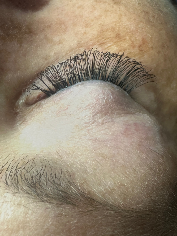 Weekly Lash Fill In