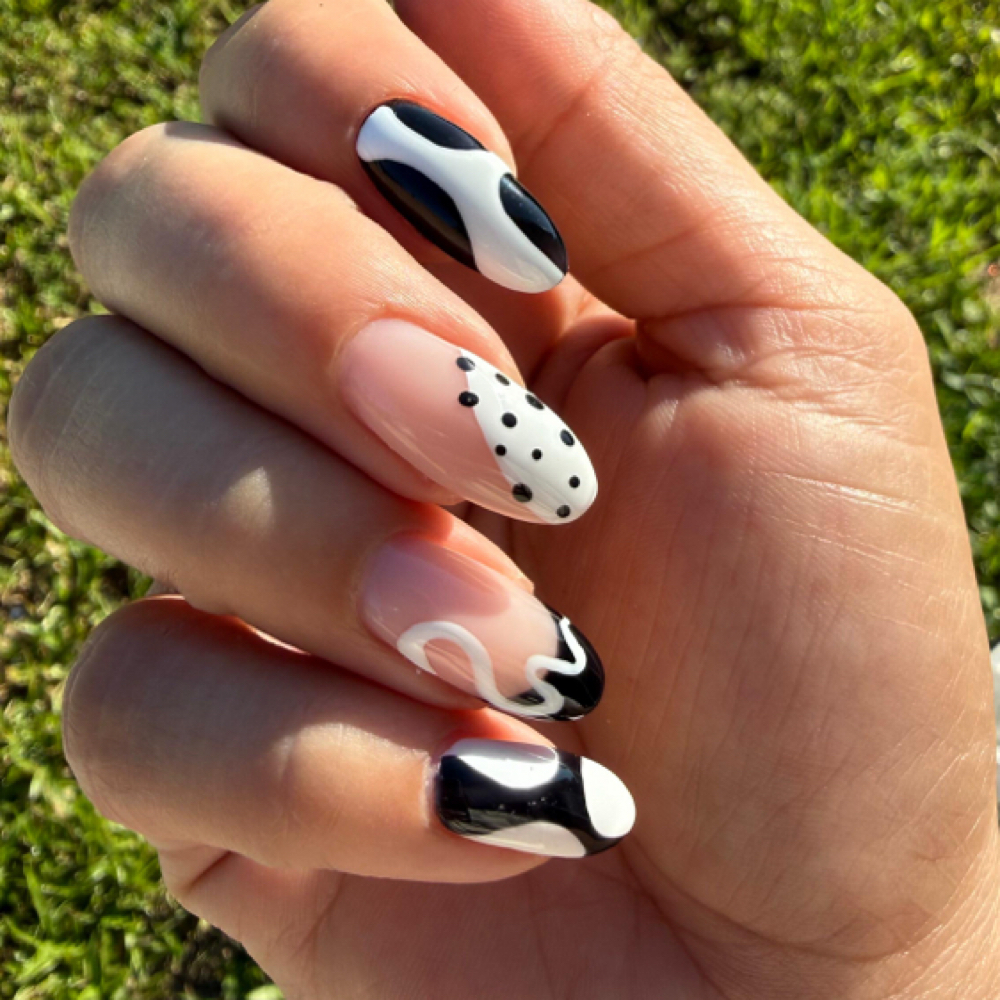 Tier 4 Design at Bright Luna Nails in Hollywood, FL
