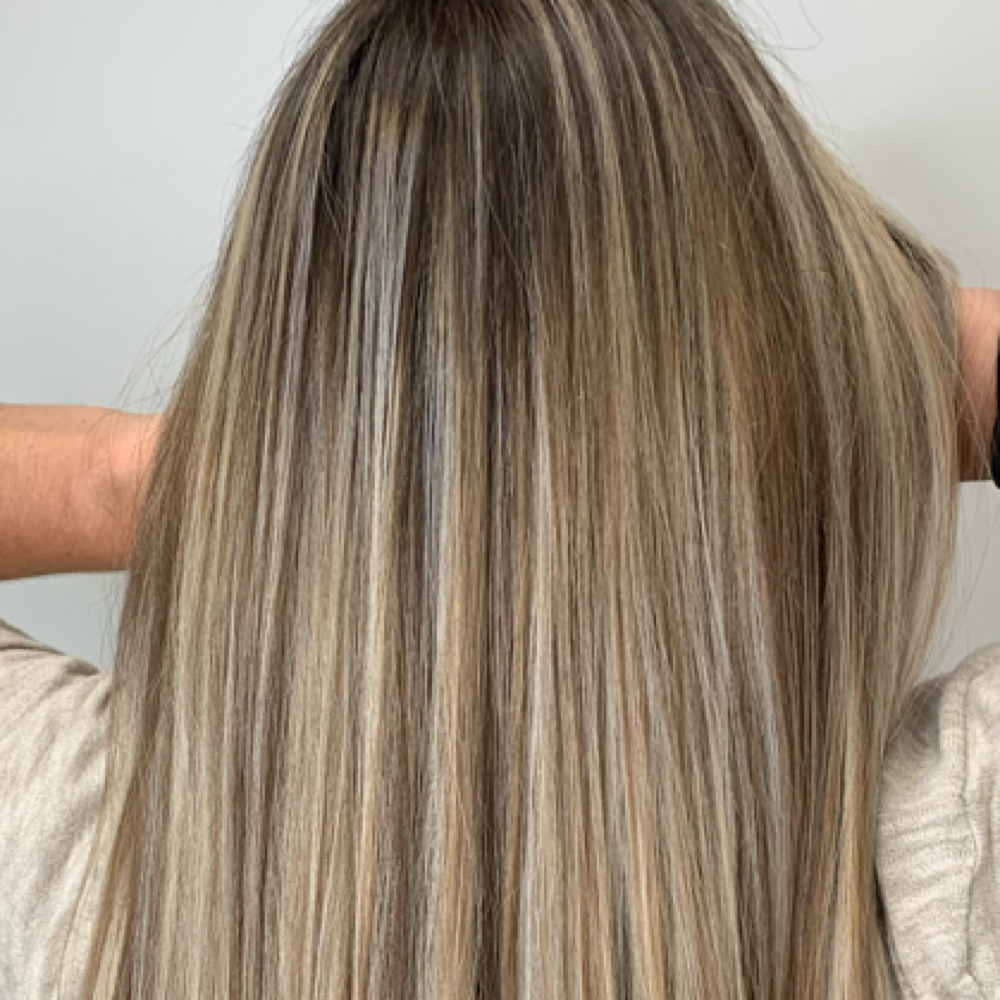 Magic Sleek Straightening