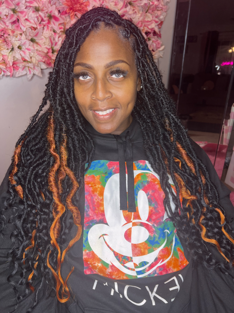 18" (Waist Length) Goddess Locs