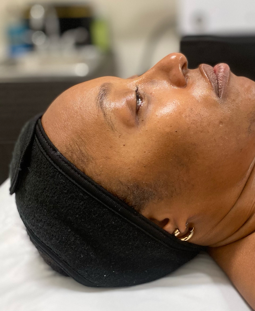 Platinum Glow Facial
