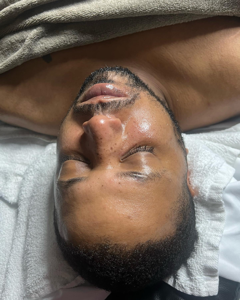 Gentlemans Facial