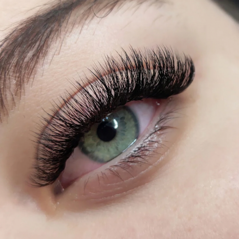 Full Set Sale With Bailey at Blessed Beauty in Shreveport, LA