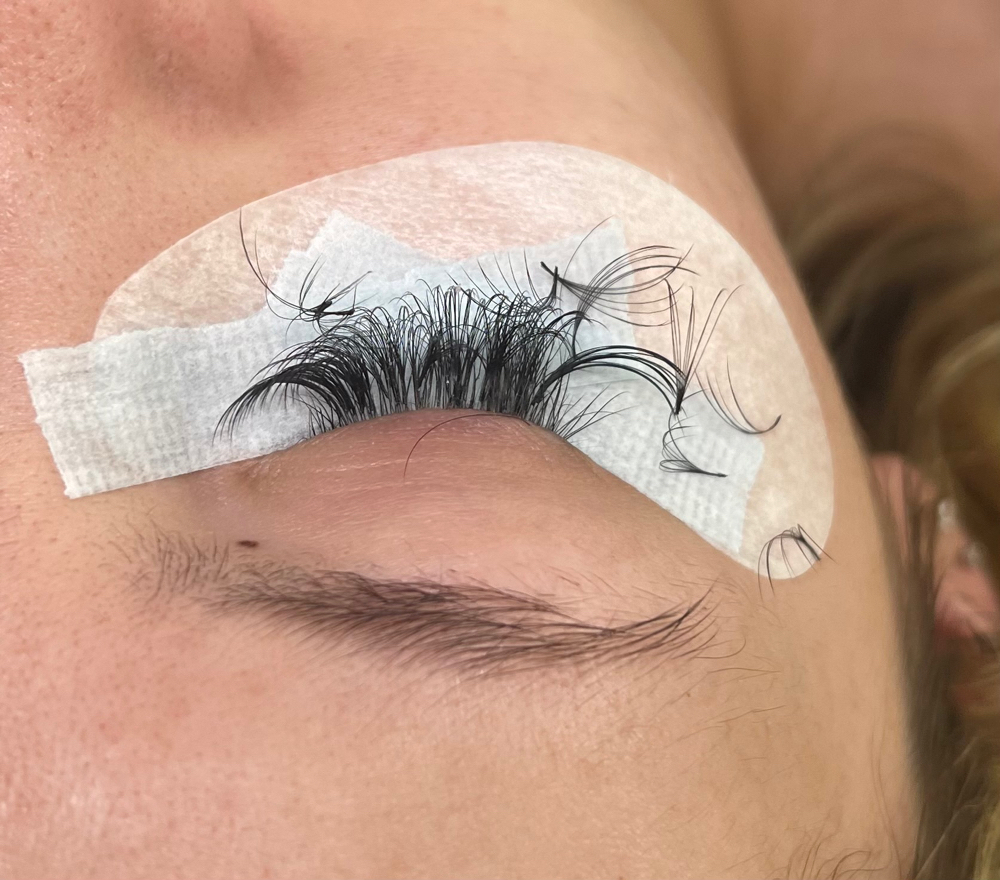 Lash Removal