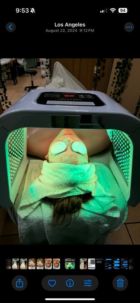 LED Light Therapy Facial