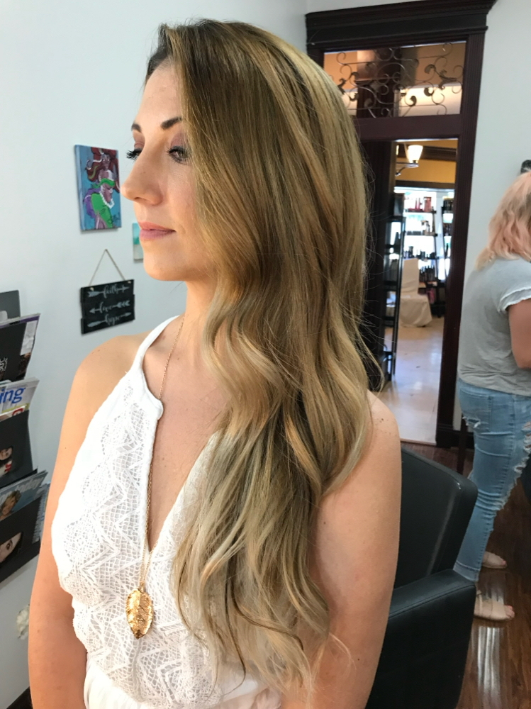 Womans Med/Long Length Haircut