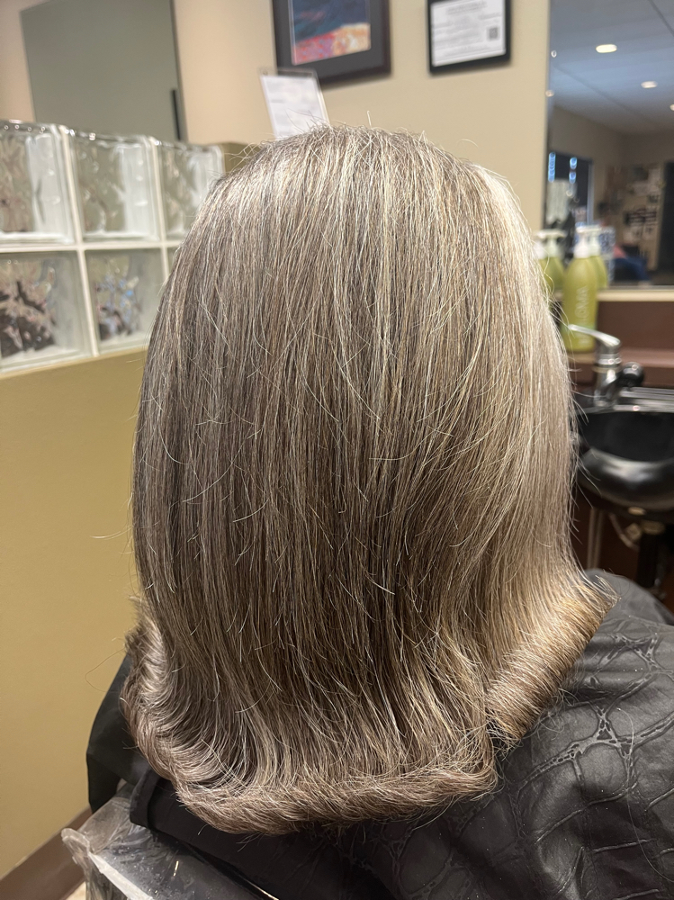 Womens blowout and style