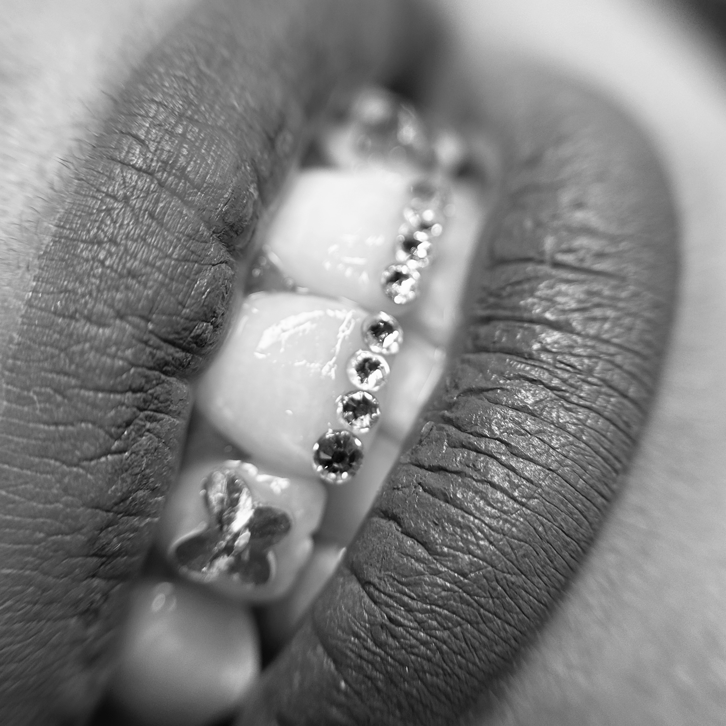 Tooth Gem Design: 6+ Gems at The Neon Door in Tucson, AZ