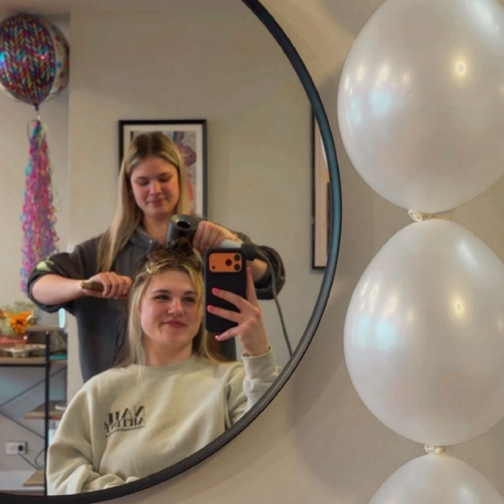 Blow Out at TAYLORMADEBEAUTY LLC in McHenry, IL