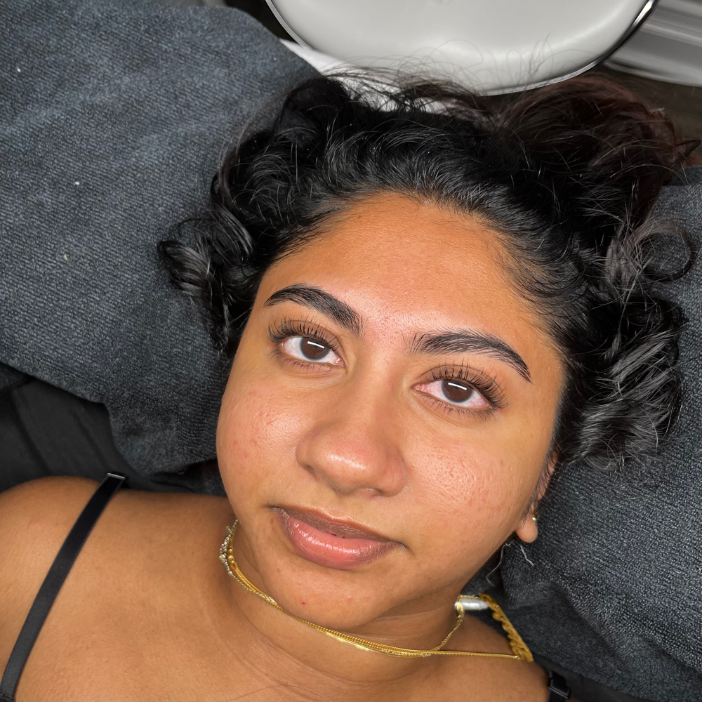 718 Glow Facial