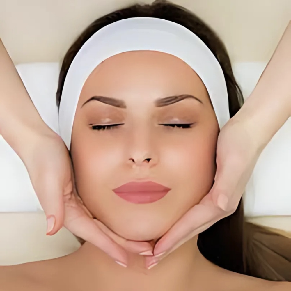 Wowie Browie Signature Facial