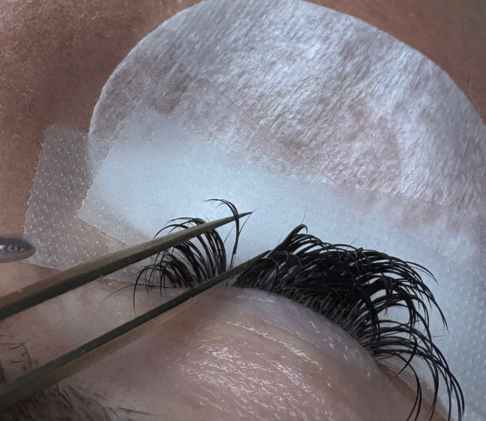 Lash Removal
