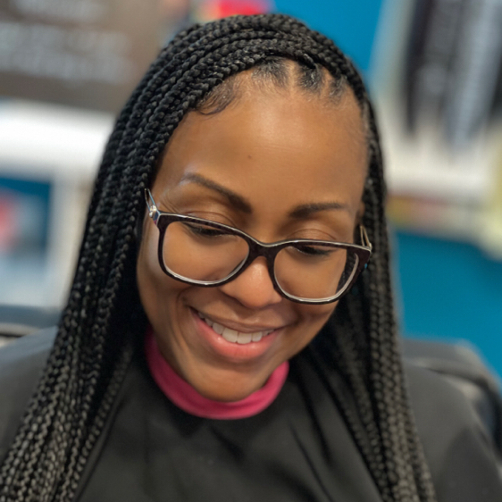 Smedium Knotless at Hair By Alexicia LLC in Brandywine, MD