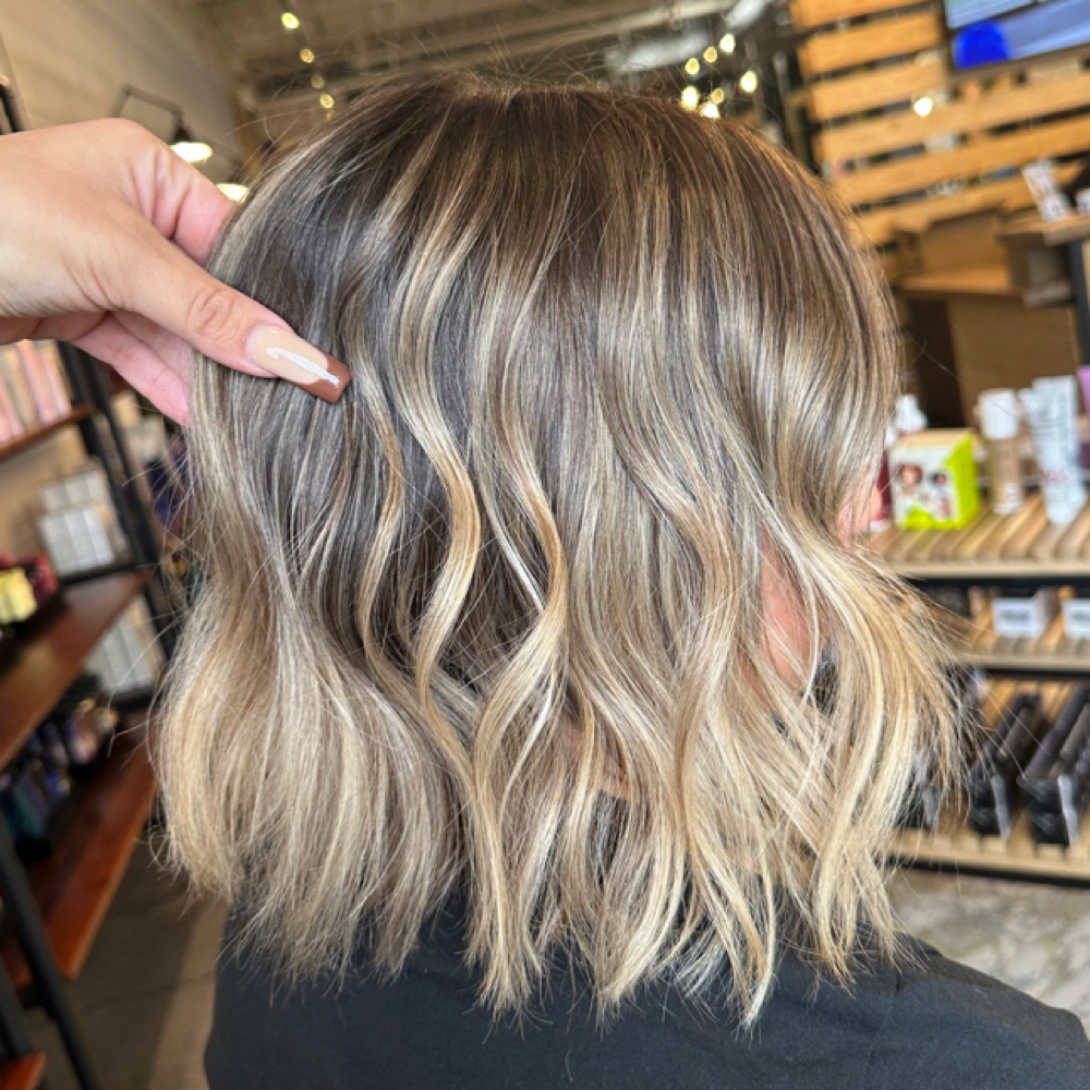Lived-in Blonde at The Mane Experience in Burr Ridge, IL