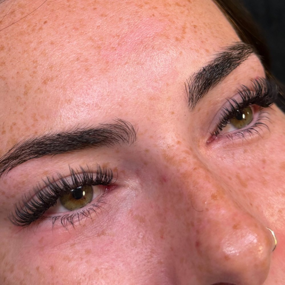 Wet Set at Alayah Cosmetix Lashes | Brows in La Mesa, CA