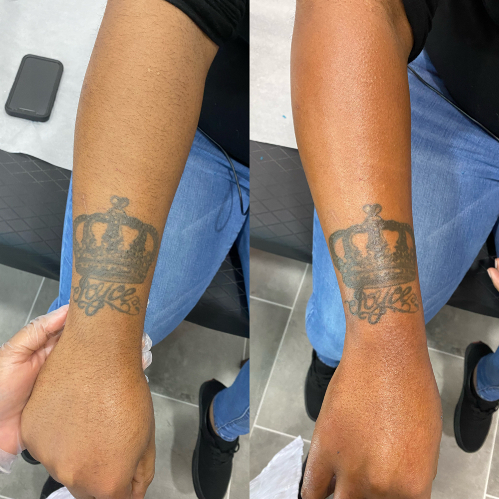 Half Arms at Desirable Clawz Nail & Feet Boutique in Hampton, GA