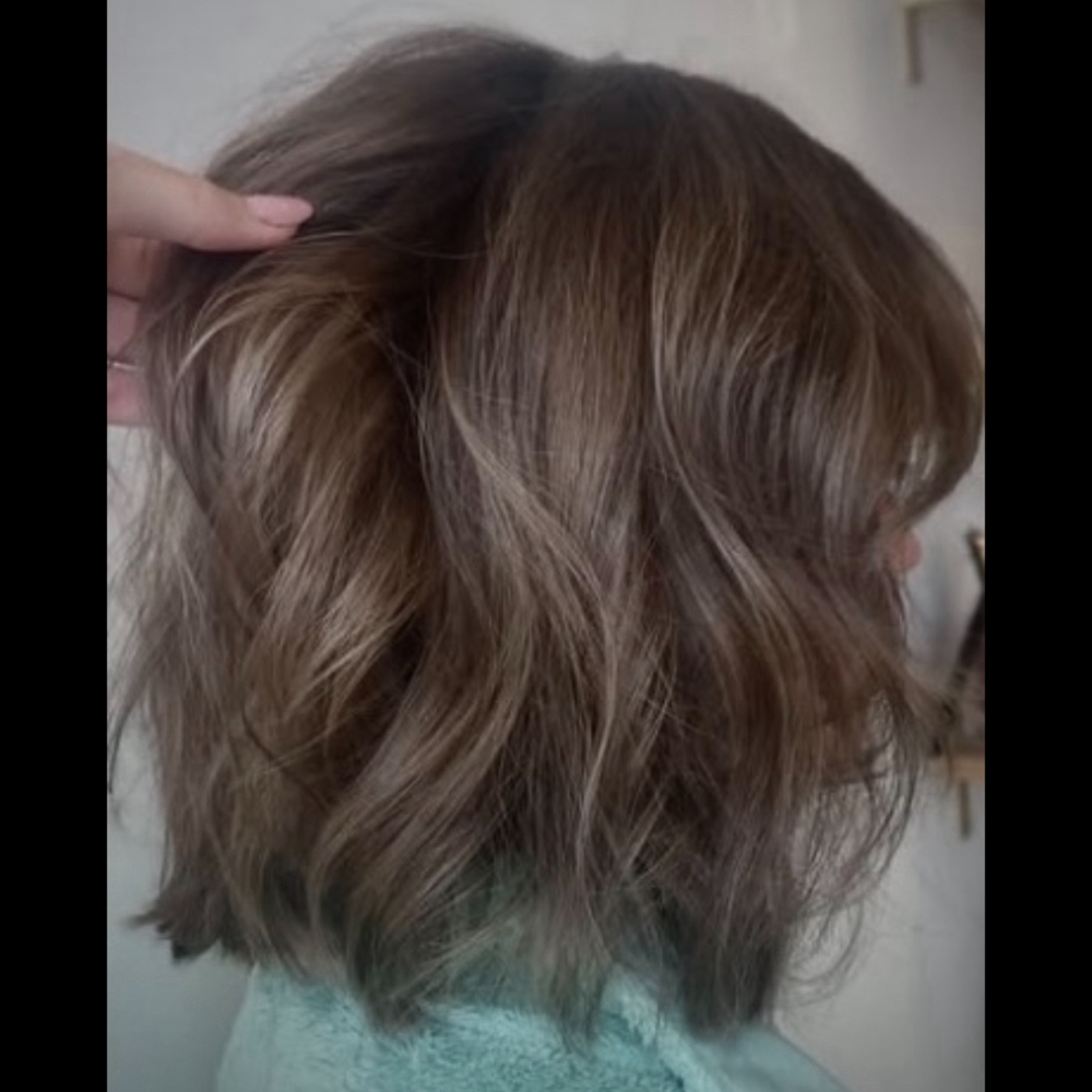 Signature Single Color at Amelia Hairart in Indianapolis, IN