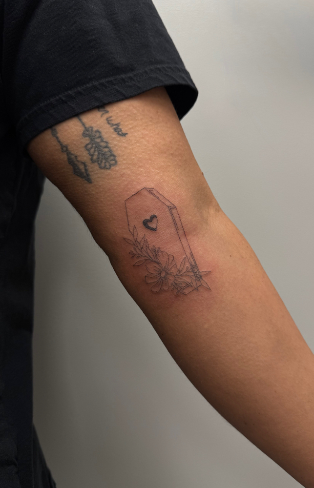 Two Hour Custom Tattoo ↓