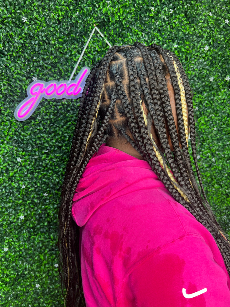 Large Knotless Braids