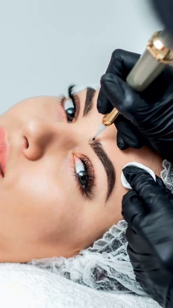 Saline Brow Removal at La Bella Aura ✨ in Hudson, FL